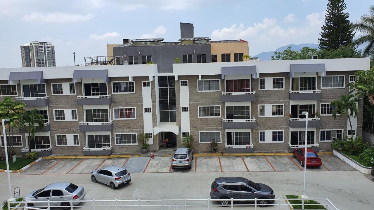 San Benito Flats Wifi 50Mg - 4 Huespedes - Parqueos Daire San Salvador Dış mekan fotoğraf