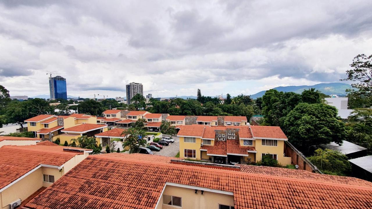 San Benito Flats Wifi 50Mg - 4 Huespedes - Parqueos Daire San Salvador Dış mekan fotoğraf