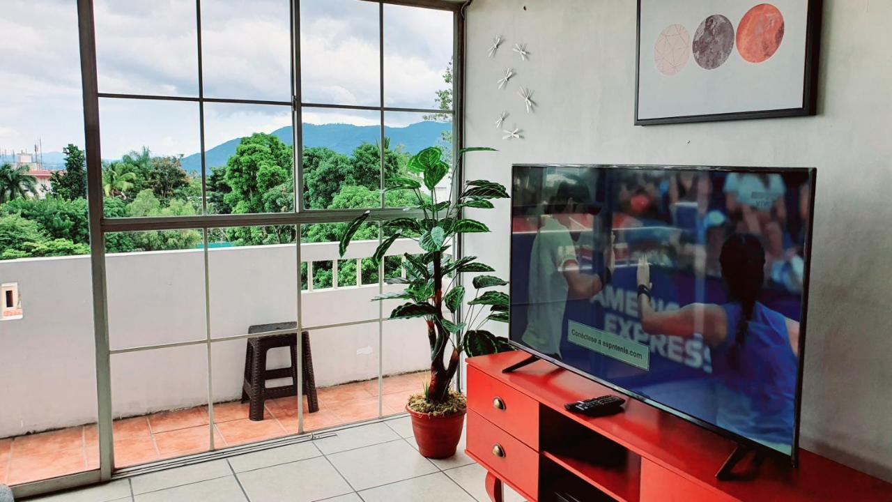 San Benito Flats Wifi 50Mg - 4 Huespedes - Parqueos Daire San Salvador Dış mekan fotoğraf